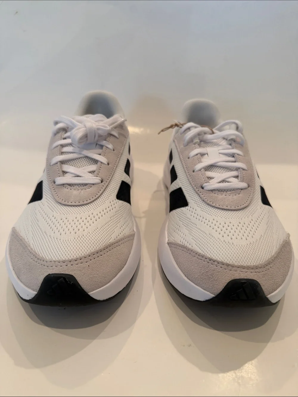 NWT Adidas White and Black Casual LightShift Running Shoes Size 8.5